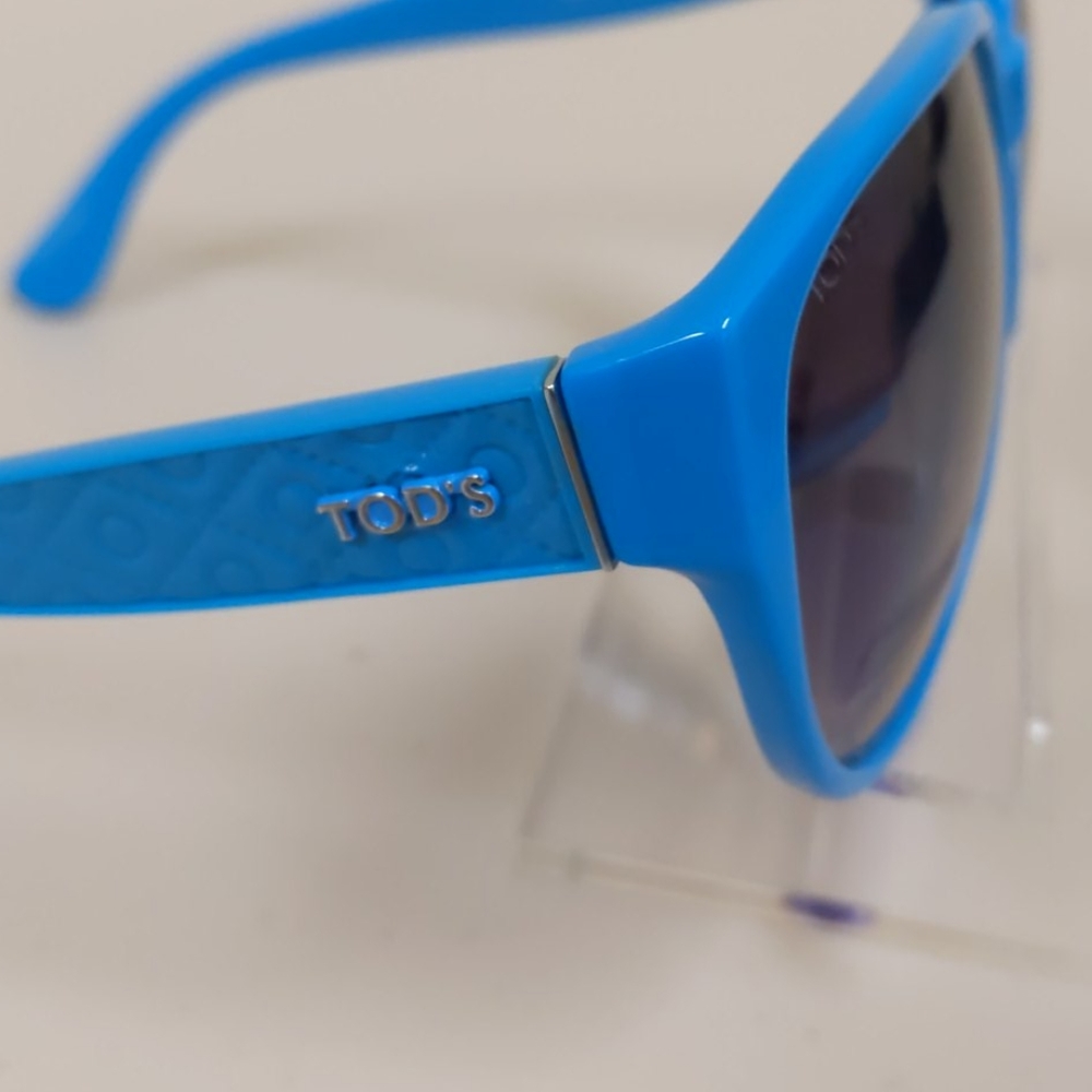 Tod's blue sunglasses - Picture 3 of 14